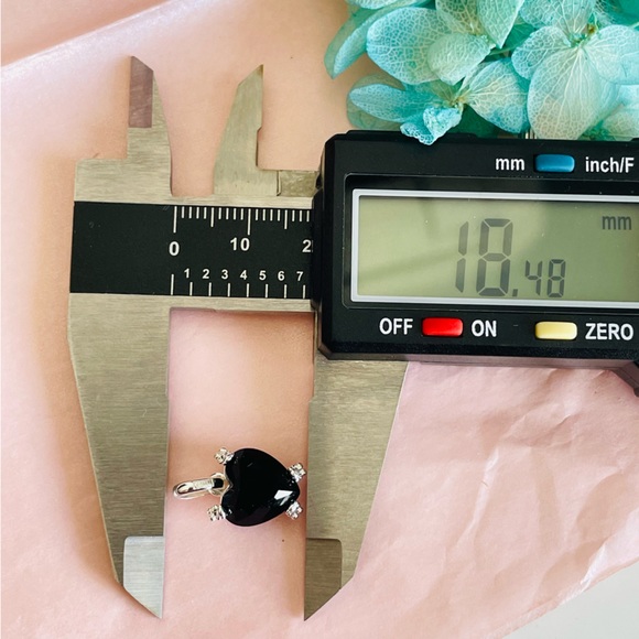 New - Tous Onyx Little Black Heart Pendant 4-little Bears Huggers Dangle - Picture 7 of 16